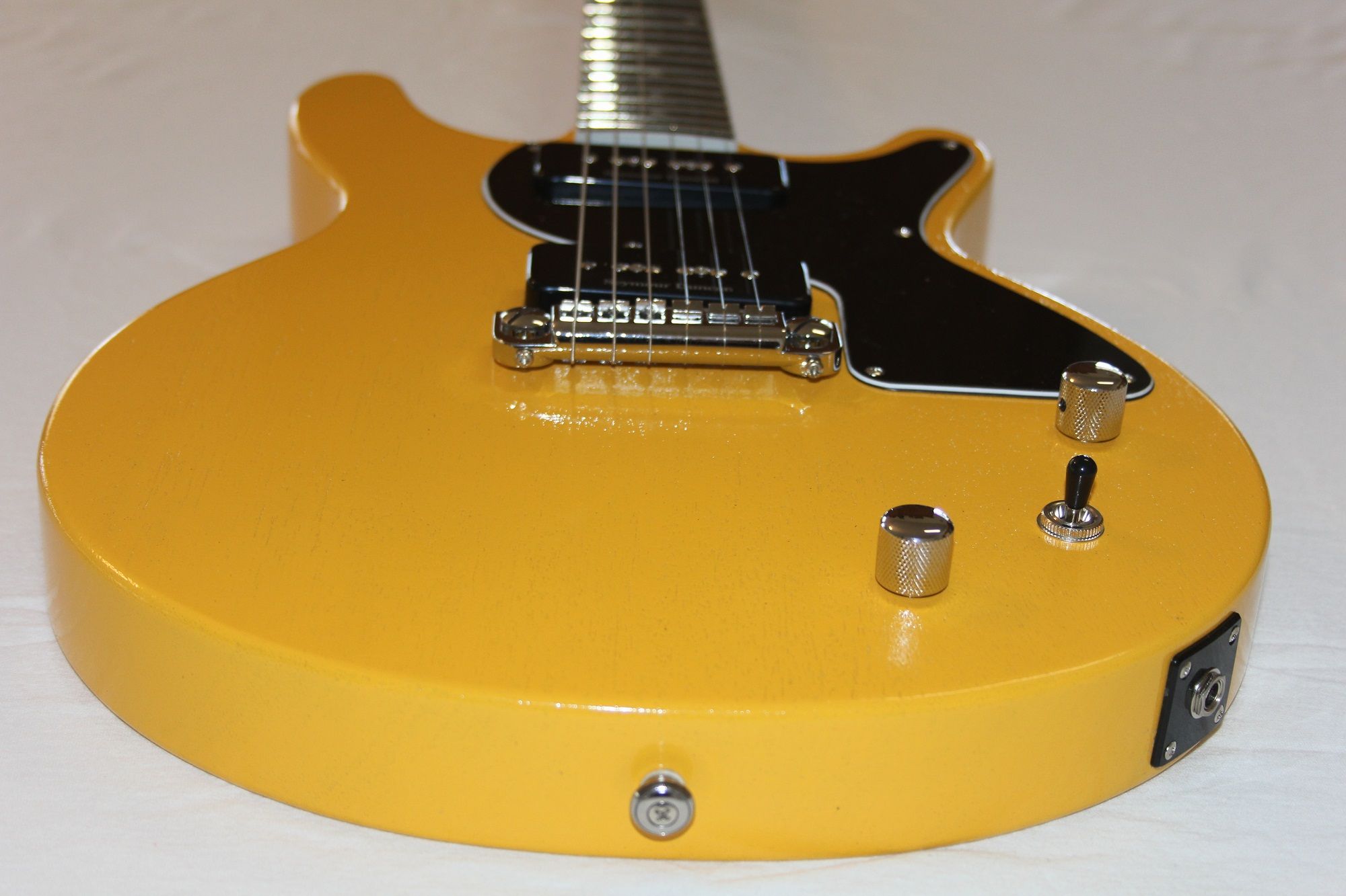 ESP LTD Hybrid500 Vintage Yellow