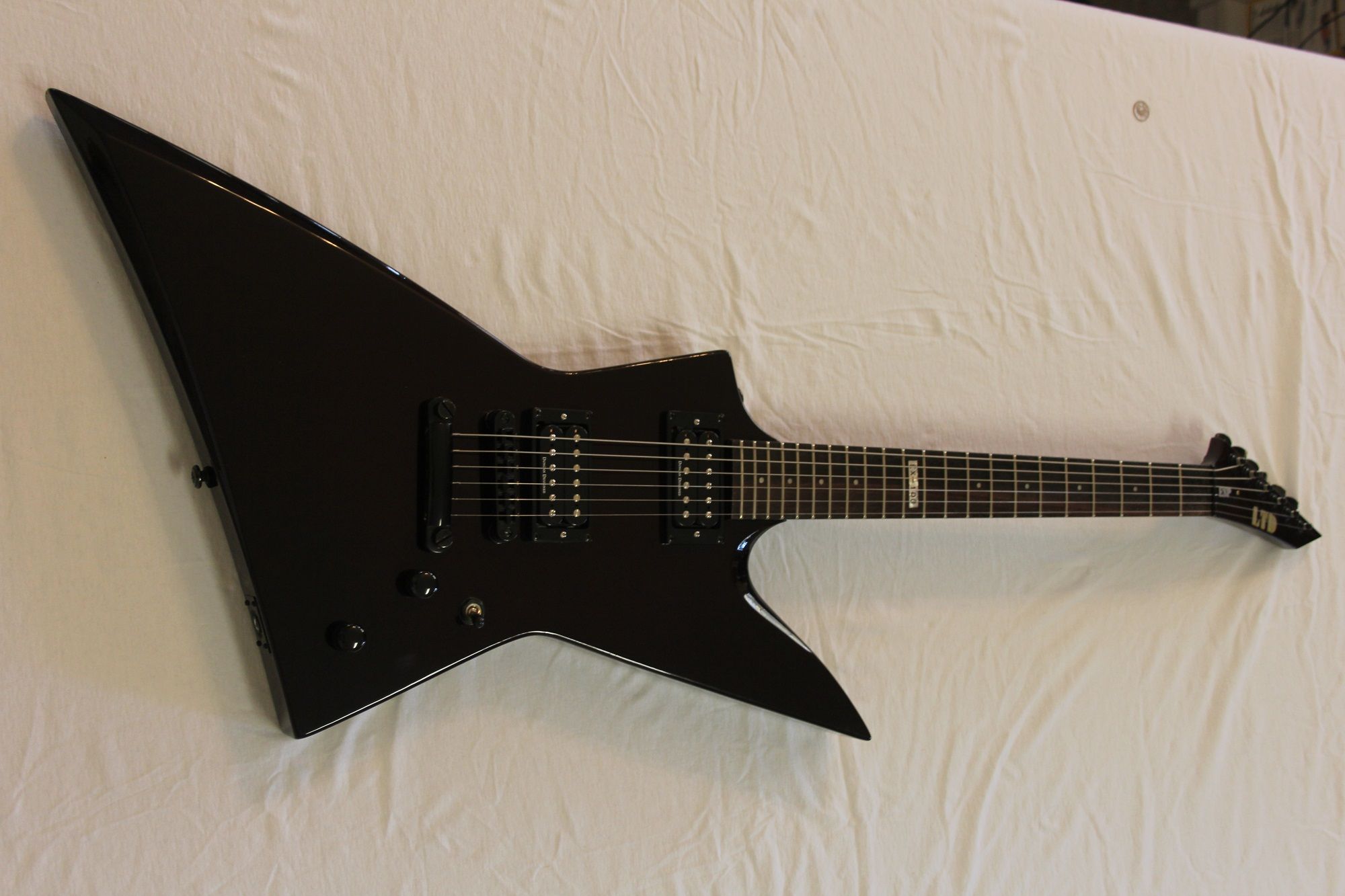 Esp Ltd Ex 100 Sample Prototype Electric Guitar Esp Ltd Ex 100 Sample Prototype Electric Guitar