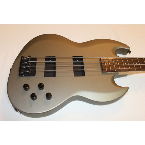 Esp ltd new arrivals viper 104 bass